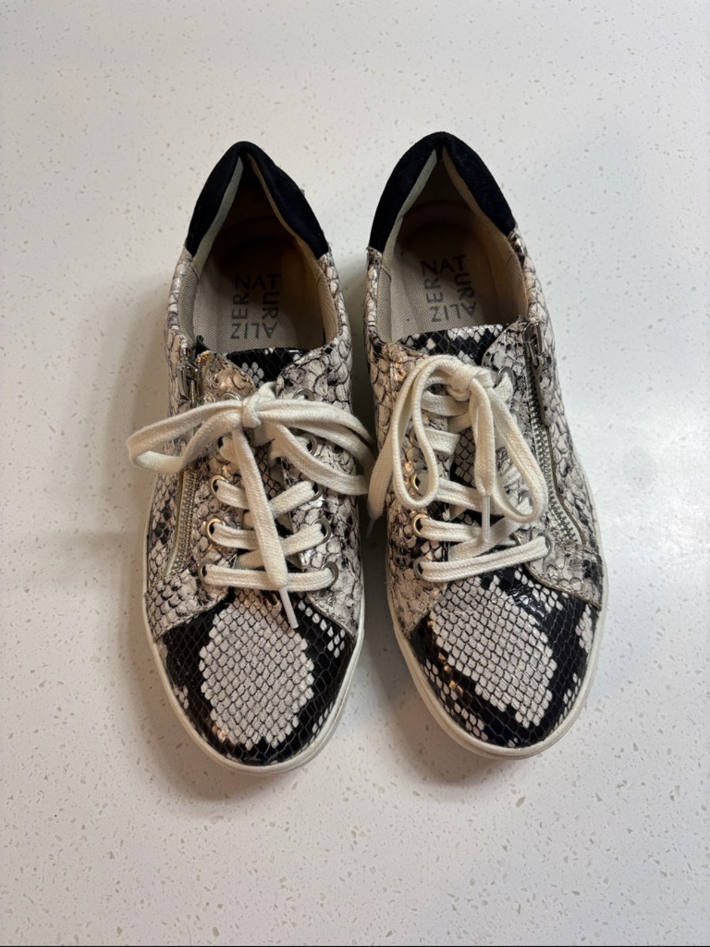 Naturalizer Macayla Snake-Print Sneakers with Side Zipper Women’s Sz 7.5